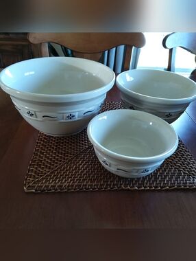 Set of 3 Longaberger Woven Traditions Made in USA Ceramic Mixing Bowls Blue